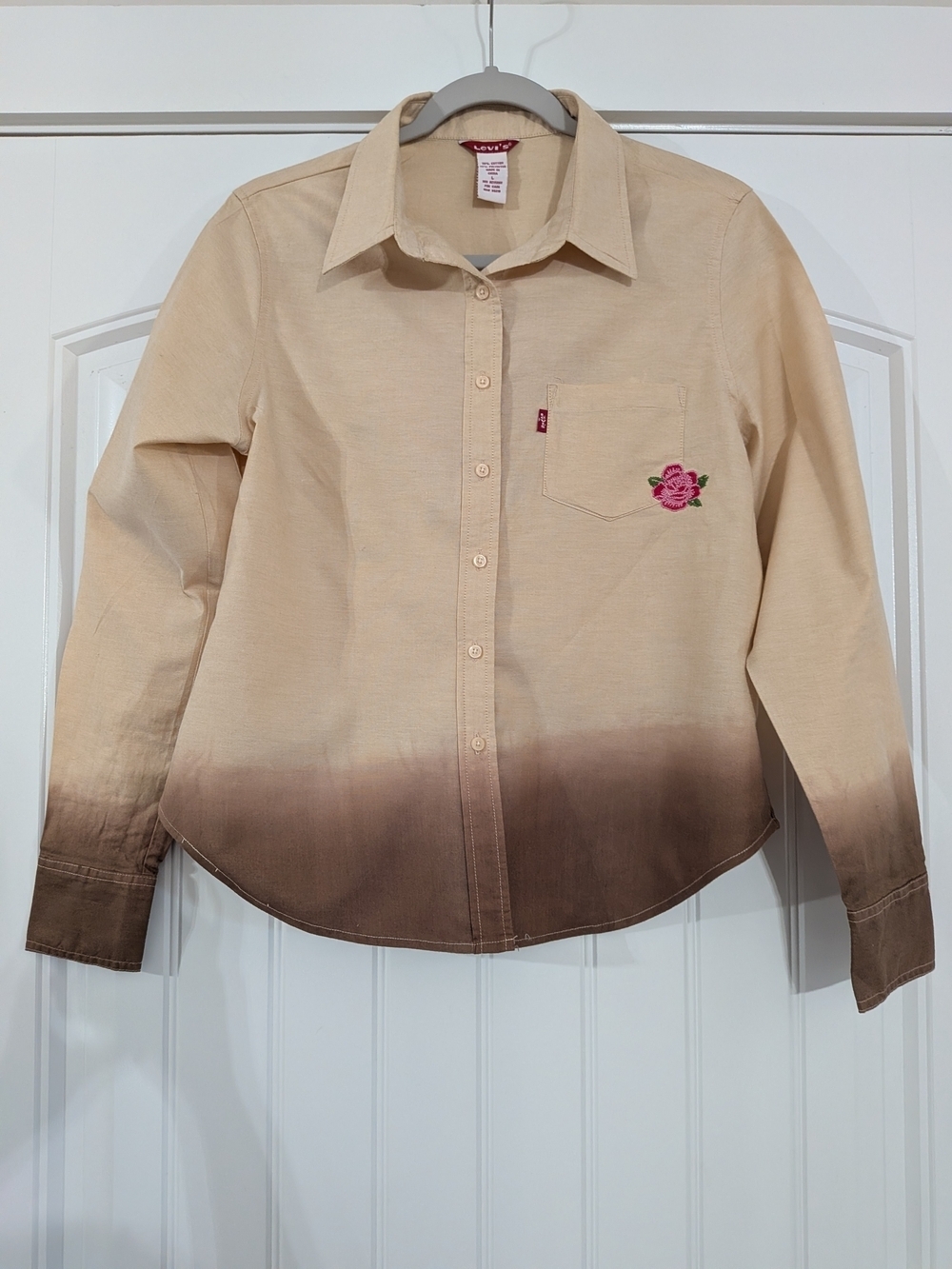 Levi's Beige to Brown Ombre Rose Floral Embroidery Western Snap Button-Up Shirt